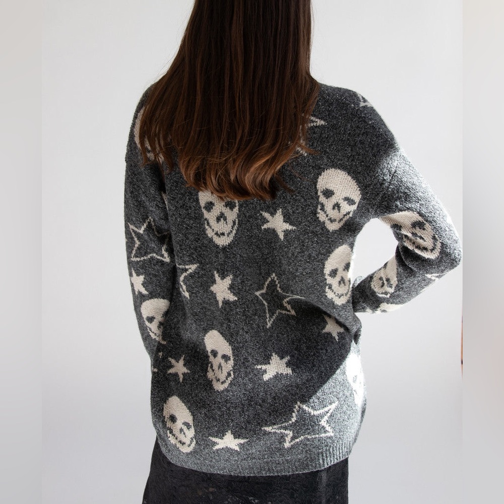 Pink Rose Charcoal and Cream Skull Star Sweater LIKE NEW